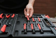 Best Screwdriver Sets UK 2026 — From Basic DIY to Professional Trade
