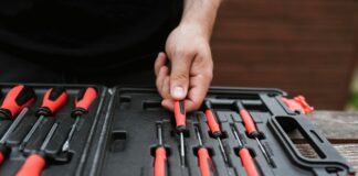 Best Screwdriver Sets UK 2026 — From Basic DIY to Professional Trade best screwdriver sets UK