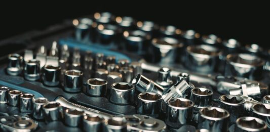 Best Socket Sets UK 2026 — The Foundation of Every Tool Kit