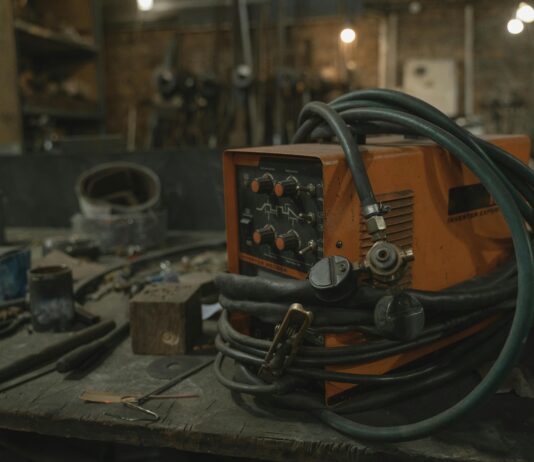 Best Welding Equipment UK 2026 — MIG, TIG and Arc Welders Reviewed